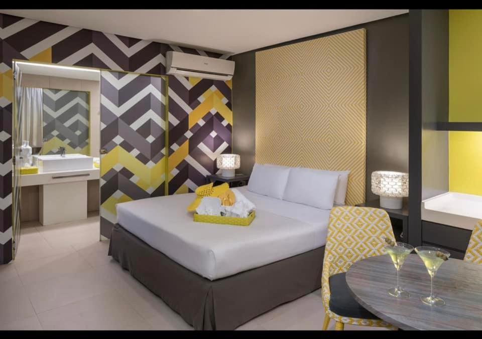 Astoria Current Boracay Hotel Aklan Kültér fotó